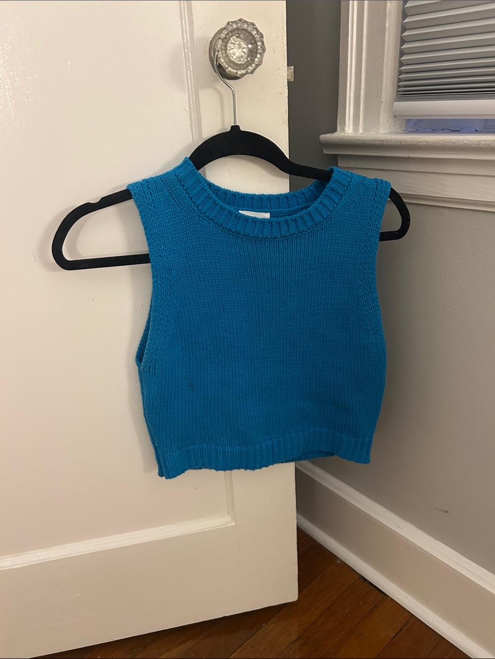Le Lis Bright Teal Knit Sleeveless Tank